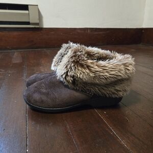 Isotoner Brown Faux Fur Slip On Embroidered Bootie Slippers Shoes